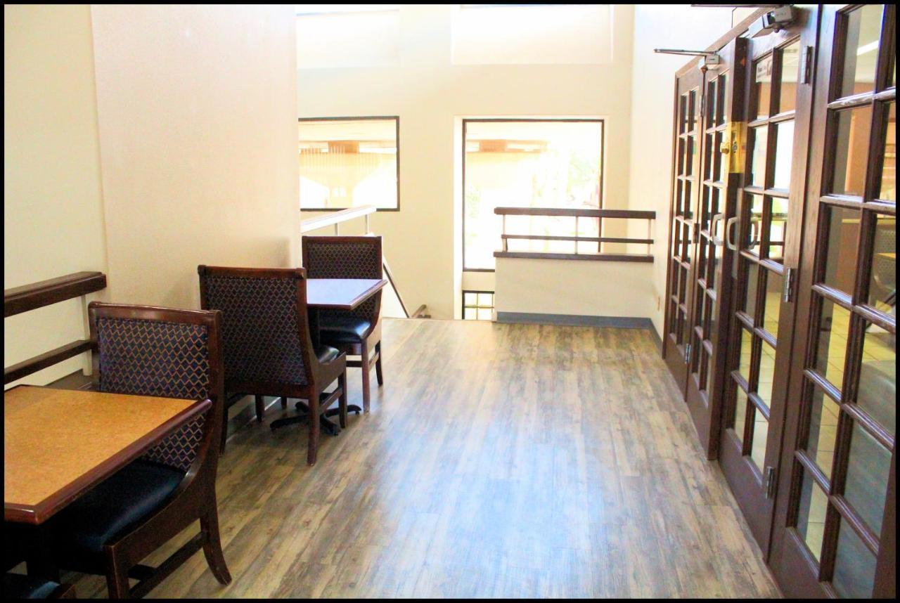 Ramada By Wyndham Tucson Airport 호텔 드렉셀 하이츠 외부 사진